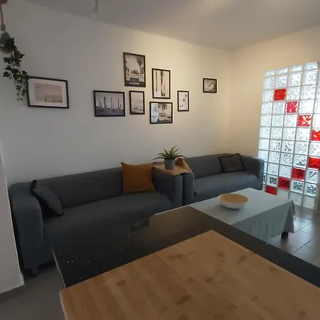 Daire Ailana Vistas Al Mar Y Con Piscina *