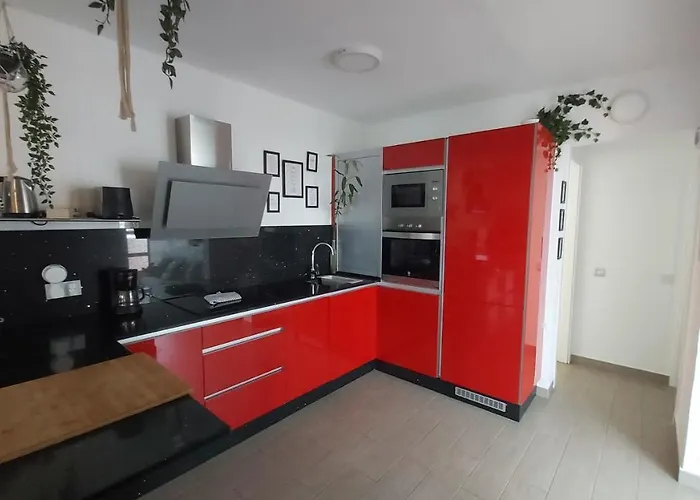 Ailana Vistas Al Mar Y Con Piscina Апартаменты *